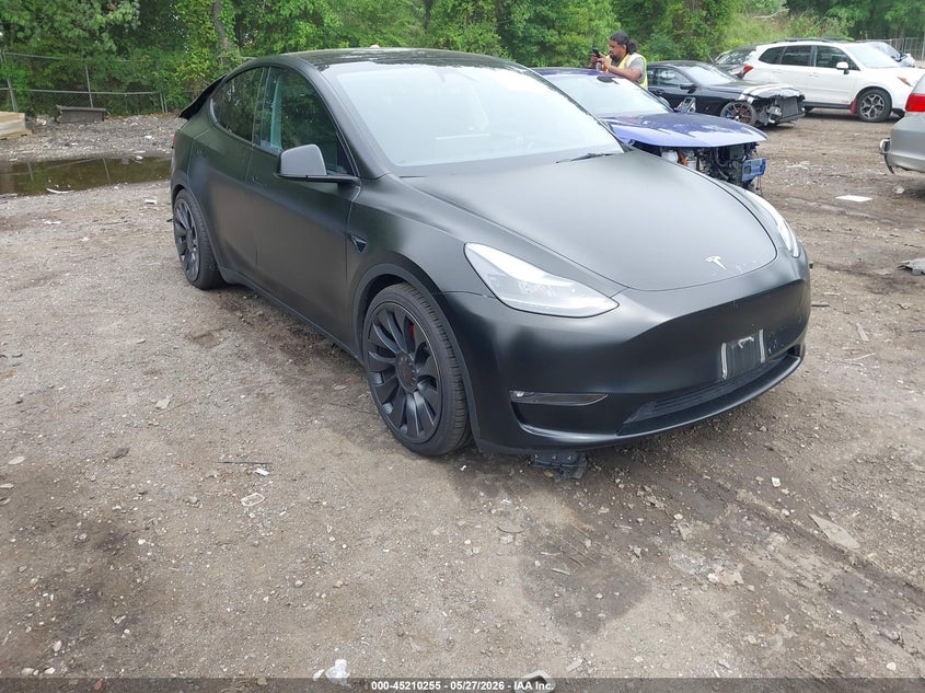 2023 Tesla Model y VIN 7SAYGDEF2PF863870 IAAI salvage auction — REAR END, Salvage Title, sold $8,100 on 2026-07-28 (photo 1)