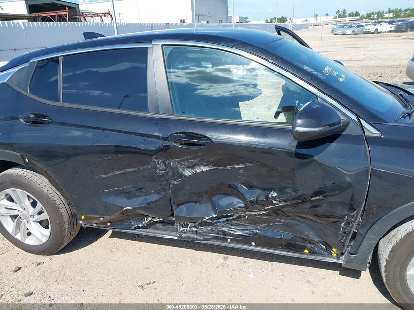 2025 Buick Envista VIN KL47LAEP3SB166774 IAAI salvage auction — RIGHT SIDE, Salvage Title, sold $8,950 on 2026-08-20 (photo 6)