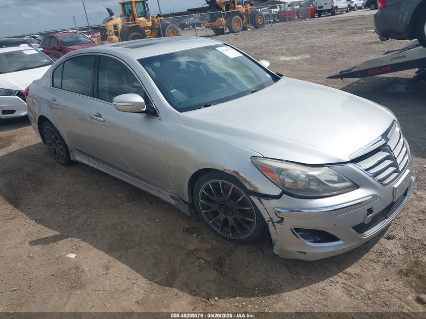 2013 Hyundai Genesis VIN KMHGC4DH0DU250068 IAAI salvage auction — LEFT & RIGHT, Salvage (Texas), sold $400 on 2026-07-07 (photo 1)