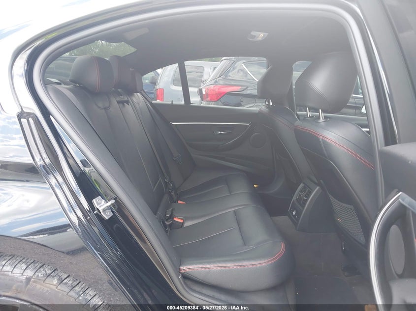 2017 BMW 3er VIN WBA8D9G38HNU64578 IAAI salvage auction — HAIL, Salvage Title, sold $5,300 on 2026-07-06 (photo 8)