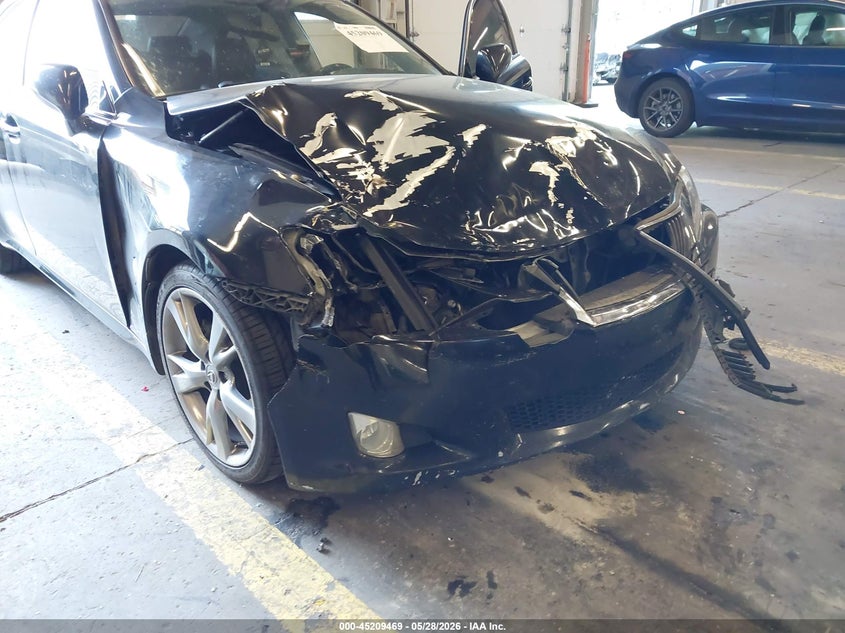 2010 Lexus Is 250 VIN JTHBF5C23A5119374 IAAI salvage auction — FRONT END, Salvage (Oregon), sold $875 on 2026-07-30 (photo 6)
