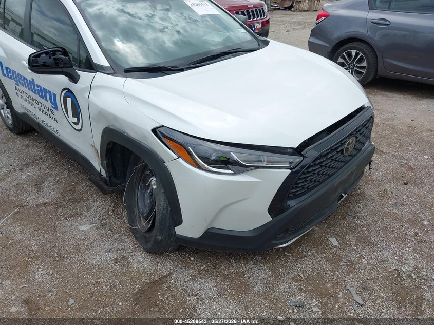 2025 Toyota Corolla cross VIN 7MUAAAAG1SV119510 IAAI salvage auction — FRONT END, Salvage (Texas), sold $8,200 on 2026-07-28 (photo 6)