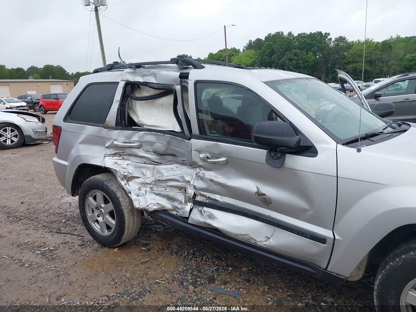 2008 Jeep Grand cherokee VIN 1J8GR48K98C194676 IAAI salvage auction — SIDE, Salvage (North Carolina), sold $200 on 2026-07-09 (photo 6)