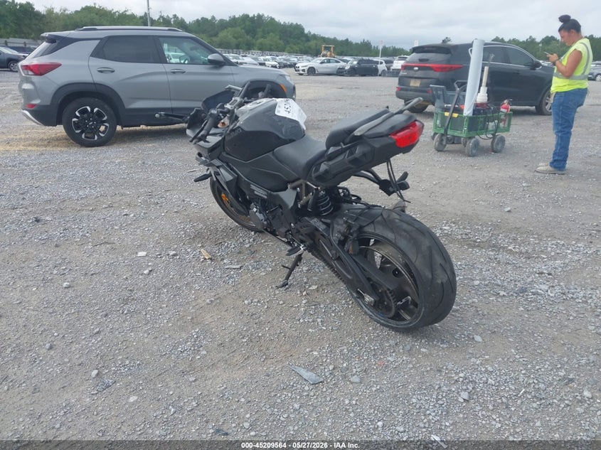 2024 Suzuki Gsx VIN JS1EK12B1R7100160 IAAI salvage auction — SIDE, Certificate Of Destruction (Florida), sold $1,900 on 2026-07-28 (photo 3)