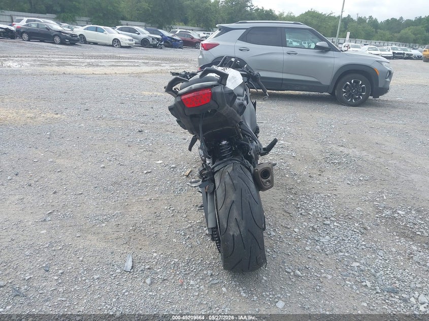 2024 Suzuki Gsx VIN JS1EK12B1R7100160 IAAI salvage auction — SIDE, Certificate Of Destruction (Florida), sold $1,900 on 2026-07-28 (photo 6)