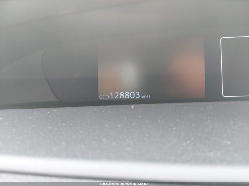 2017 Toyota Prius VIN JTDKBRFU9H3030979 IAAI salvage auction — FRONT END, Salvage (California), sold $875 on 2026-07-30 (photo 7)