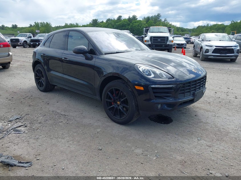2017 Porsche Macan VIN WP1AB2A58HLB16155 IAAI salvage auction — REAR END, Salvage Title, sold $8,200 on 2026-07-30 (photo 1)