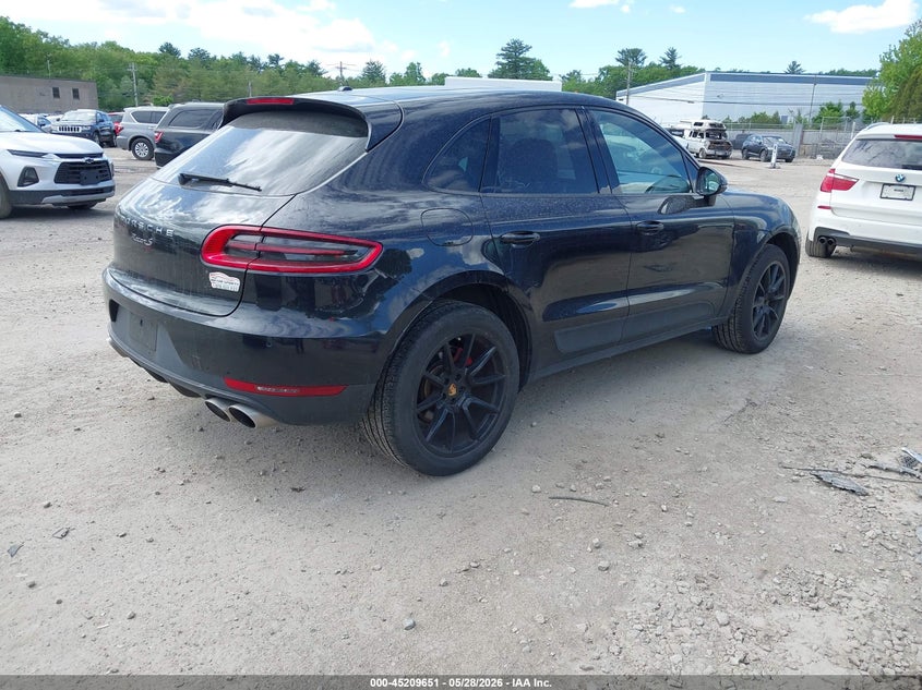 2017 Porsche Macan VIN WP1AB2A58HLB16155 IAAI salvage auction — REAR END, Salvage Title, sold $8,200 on 2026-07-30 (photo 4)