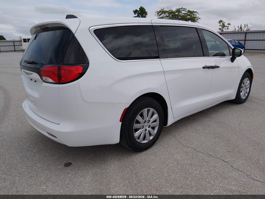 2021 Chrysler Voyager VIN 2C4RC1AG3MR568478 IAAI salvage auction — RIGHT FRONT, Sf97 (Iowa), sold $9,300 on 2026-07-09 (photo 4)