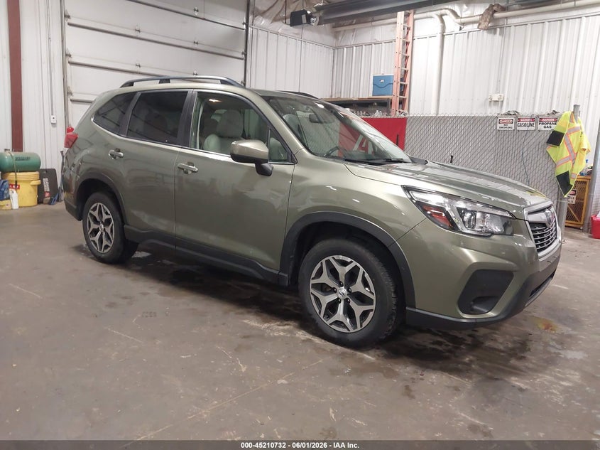 2019 Subaru Forester VIN JF2SKAEC0KH578035 IAAI salvage auction — HAIL, Salvage Title, sold $6,100 on 2026-07-28 (photo 1)