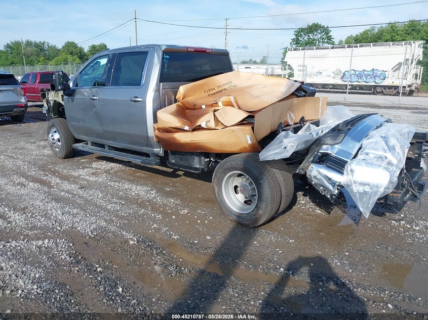 2025 Gmc VIN 1GD4UTEY2SF187937 IAAI salvage auction — FRONT END, Salvage Title, sold $27,450 on 2026-08-21 (photo 3)