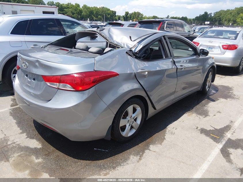 2013 Hyundai Elantra VIN KMHDH4AE4DU584361 IAAI salvage auction — ROOF, Salvage Title, sold $700 on 2026-07-20 (photo 4)