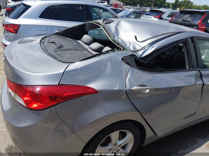 2013 Hyundai Elantra VIN KMHDH4AE4DU584361 IAAI salvage auction — ROOF, Salvage Title, sold $700 on 2026-07-20 (photo 6)