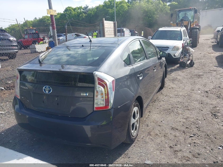 2012 Toyota Prius VIN JTDKN3DU3C5464612 IAAI salvage auction — NORMAL WEAR, Salvage Title, sold $1,100 on 2026-07-14 (photo 4)