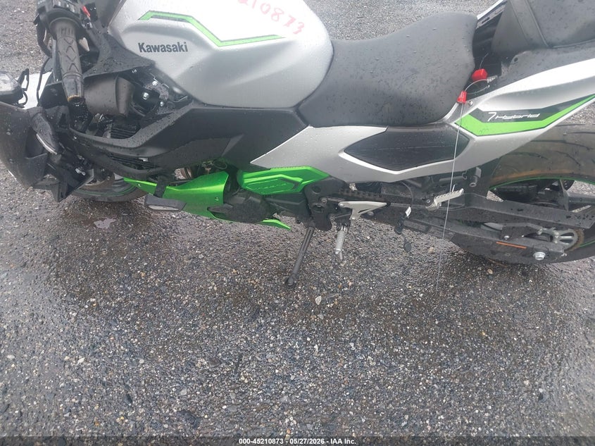 2024 Kawasaki VIN ML5CRGA1XRDA04191 IAAI salvage auction — FRONT END, Salvage Title, sold $550 on 2026-07-29 (photo 9)