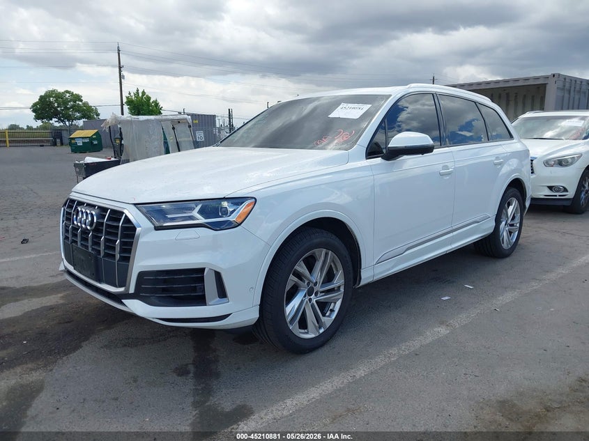 2020 Audi Q7 VIN WA1LXAF74LD002635 IAAI salvage auction — SIDE, Salvage Title, sold $10,500 on 2026-08-01 (photo 2)