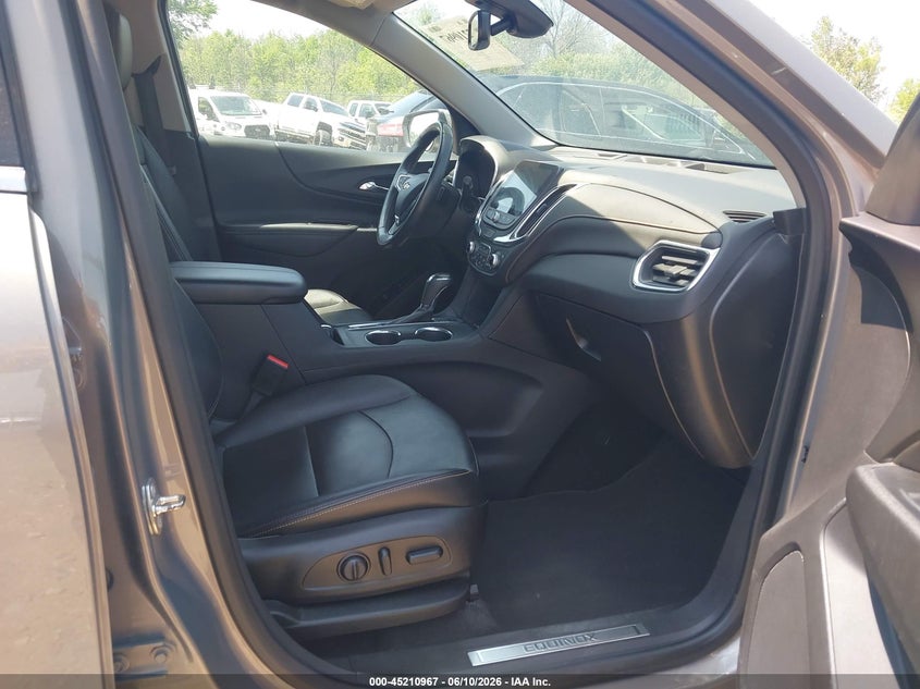 2019 Chevrolet Equinox VIN 3GNAXPEX0KS565964 IAAI salvage auction — HAIL, Salvage Title, sold $5,400 on 2026-07-31 (photo 5)