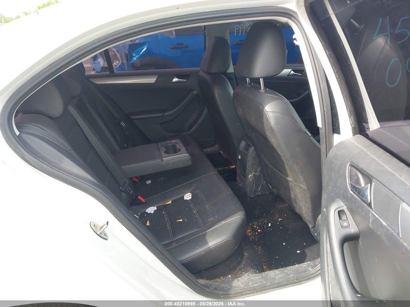 2017 Volkswagen Jetta VIN 3VWDB7AJ7HM399703 IAAI salvage auction — FRONT & REAR, Wait Title, sold $1,875 on 2026-09-08 (photo 8)