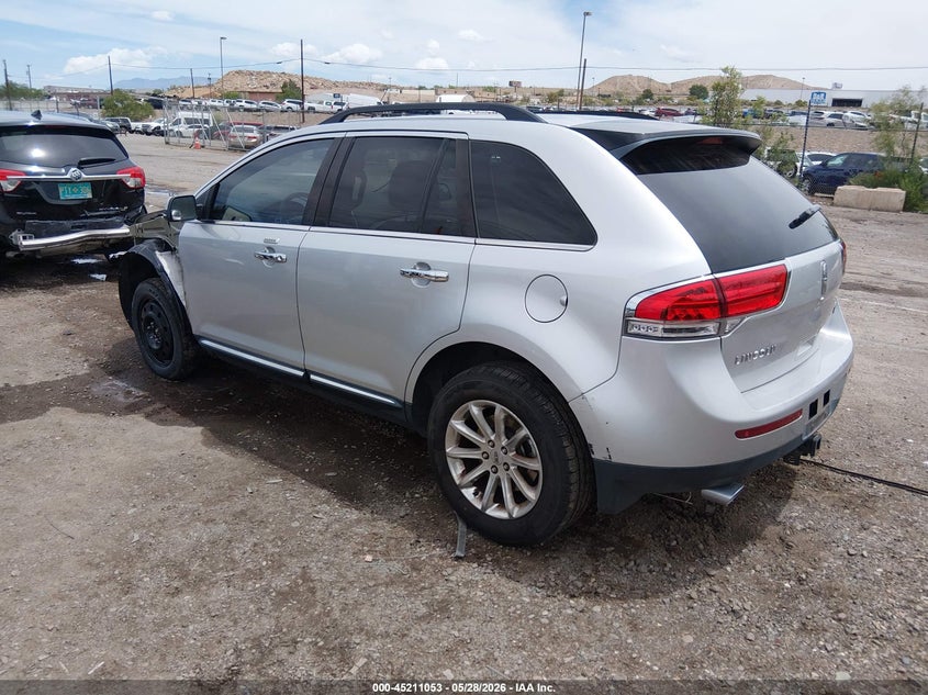 2013 Lincoln Mkx VIN 2LMDJ6JK2DBL46430 IAAI salvage auction — LEFT FRONT, Salvage Title, sold $25 on 2026-07-29 (photo 3)