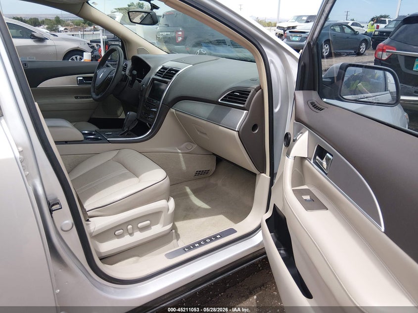 2013 Lincoln Mkx VIN 2LMDJ6JK2DBL46430 IAAI salvage auction — LEFT FRONT, Salvage Title, sold $25 on 2026-07-29 (photo 5)