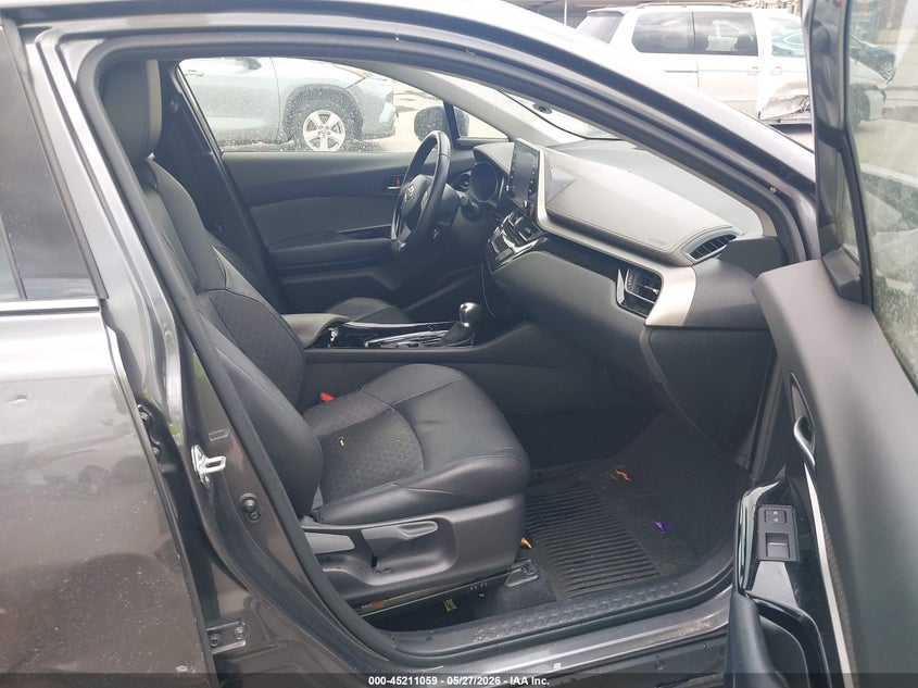 2021 Toyota C-hr VIN JTNKHMBX0M1118967 IAAI salvage auction — SIDE, Salvage Title, sold $7,750 on 2026-08-19 (photo 5)