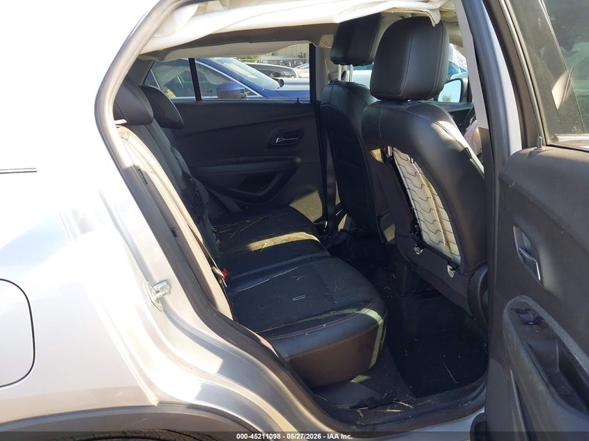 2020 Chevrolet Trax VIN KL7CJLSB7LB332176 IAAI salvage auction — FRONT END, Salvage Title, sold $450 on 2026-07-16 (photo 8)