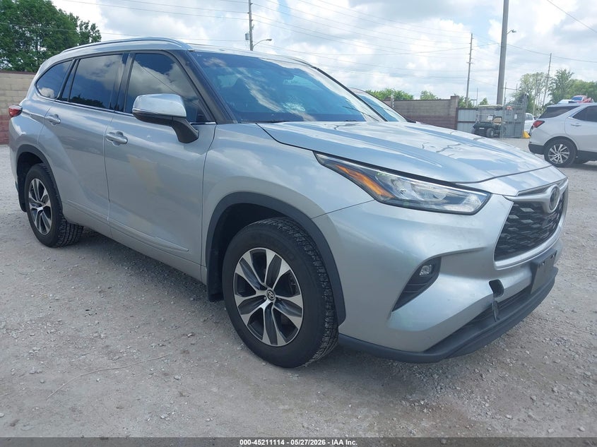 2020 Toyota Highlander VIN 5TDGZRBH2LS501999 IAAI salvage auction — HAIL, Salvage Title, sold $17,950 on 2026-07-27 (photo 1)