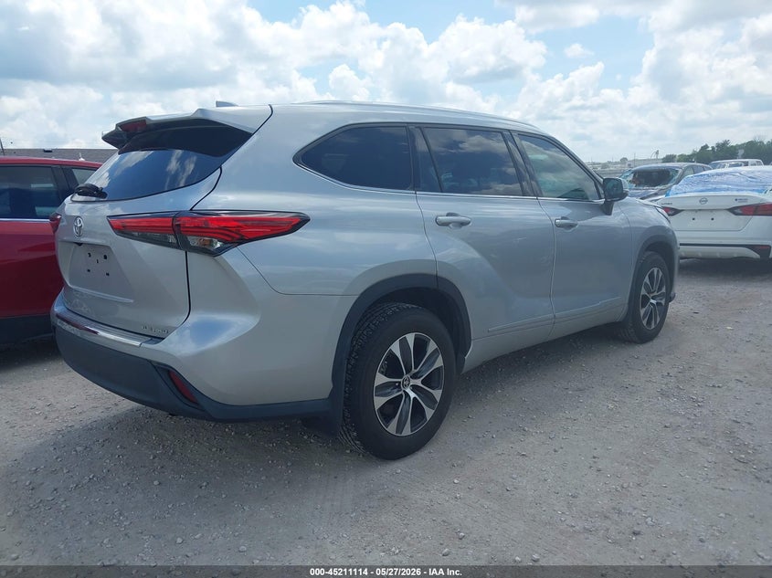 2020 Toyota Highlander VIN 5TDGZRBH2LS501999 IAAI salvage auction — HAIL, Salvage Title, sold $17,950 on 2026-07-27 (photo 4)