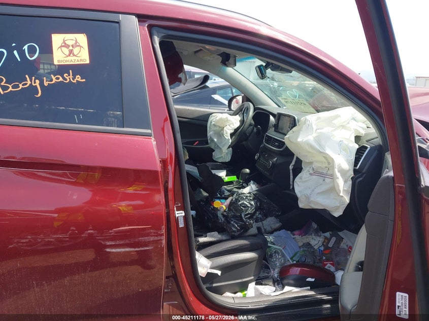 2019 Hyundai Tucson VIN KM8J3CA40KU015085 IAAI salvage auction — BIO HAZARD, Salvage Title, sold $1,175 on 2026-07-24 (photo 5)