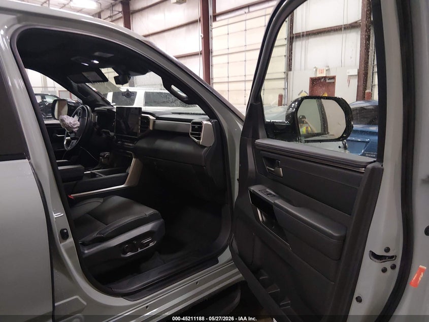 2025 Toyota Tundra VIN 5TFWA5EC1SX044476 IAAI salvage auction — FRONT END, Salvage (Idaho), sold $19,150 on 2026-07-30 (photo 5)