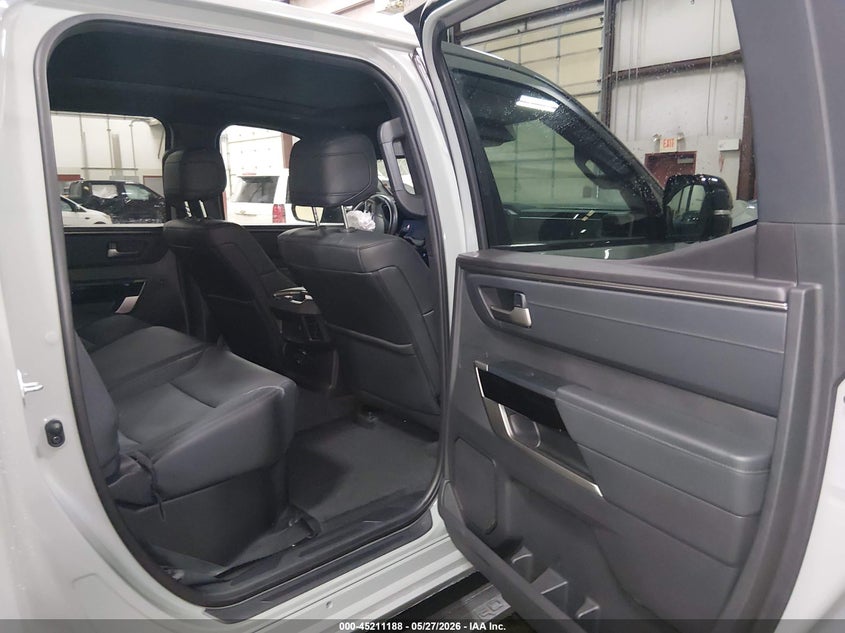 2025 Toyota Tundra VIN 5TFWA5EC1SX044476 IAAI salvage auction — FRONT END, Salvage (Idaho), sold $19,150 on 2026-07-30 (photo 8)