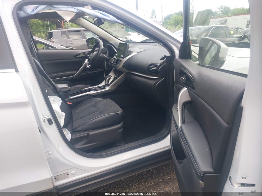 2024 Mitsubishi Eclipse cross VIN JA4ATWAA0RZ068226 IAAI salvage auction — REAR END, Salvage Title, sold $6,200 on 2026-07-28 (photo 5)