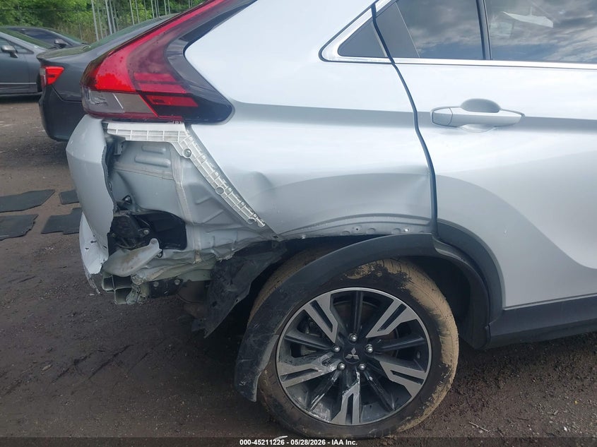 2024 Mitsubishi Eclipse cross VIN JA4ATWAA0RZ068226 IAAI salvage auction — REAR END, Salvage Title, sold $6,200 on 2026-07-28 (photo 6)