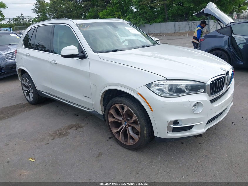 2015 BMW X5 VIN 5UXKR0C56F0P03583 IAAI salvage auction — FRONT END, Salvage Title, sold $3,825 on 2026-07-07 (photo 1)