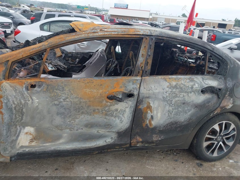 2014 Honda Civic VIN 19XFB2F80EE082730 IAAI salvage auction — ENGINE BURN, Salvage Title, sold $125 on 2026-07-22 (photo 6)
