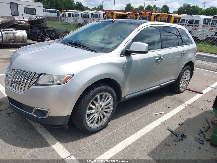 2011 Lincoln Mkx VIN 2LMDJ6JK8BBJ04920 IAAI salvage auction — RIGHT REAR, Salvage (North Carolina), sold $1,200 on 2026-09-17 (photo 2)