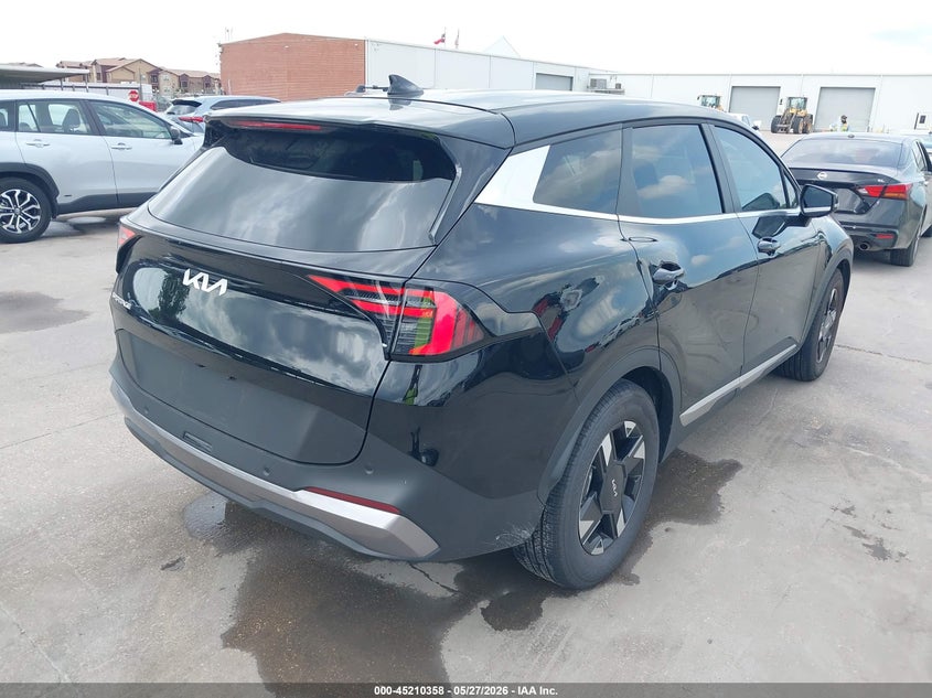 2026 Kia Sportage VIN 5XYK23DF8TG407081 IAAI salvage auction — LEFT SIDE, Salvage Title, sold $9,850 on 2026-08-23 (photo 4)