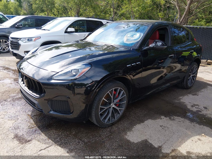 2023 Maserati Grecale VIN ZN682AVM3P7434198 IAAI salvage auction — HAIL, Salvage (Missouri), sold $17,000 on 2026-07-29 (photo 2)