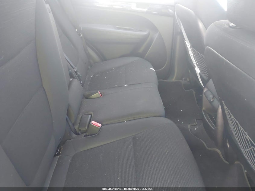 2015 Kia Sorento VIN 5XYKTCA60FG640846 IAAI salvage auction — ROLLOVER, Salvage (Rhode Island), sold $25 on 2026-07-28 (photo 8)