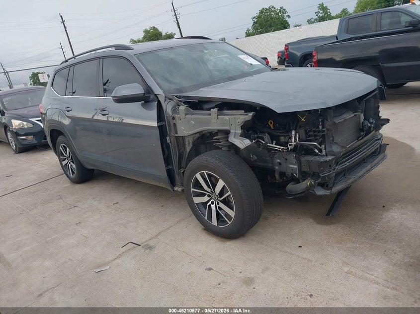 2022 Volkswagen Atlas VIN 1V2LP2CA7NC560644 IAAI salvage auction — FRONT END, Salvage Title, sold $7,850 on 2026-07-24 (photo 1)