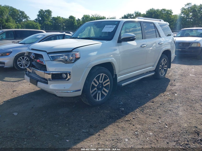 2018 Toyota 4runner VIN JTEBU5JRXJ5562141 IAAI salvage auction — RIGHT FRONT, Salvage Title, sold $13,800 on 2026-07-06 (photo 2)