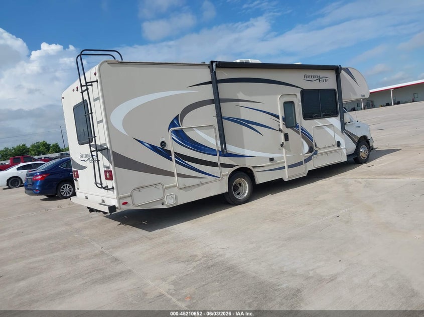 2017 Ford Econoline VIN 1FDXE4FS9HDC77181 IAAI salvage auction — RIGHT REAR, Salvage (Texas), sold $7,000 on 2026-07-24 (photo 4)