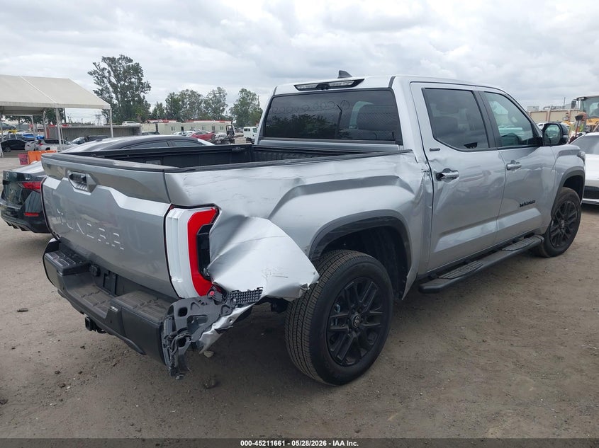 2026 Toyota Tundra VIN 5TFWA5DB5TX376608 IAAI salvage auction — RIGHT SIDE, Salvage Title, sold $24,000 on 2026-07-20 (photo 4)