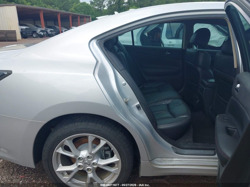 2014 Nissan Maxima VIN 1N4AA5AP7EC910251 IAAI salvage auction — FRONT END, Salvage Title, sold $250 on 2026-07-22 (photo 8)