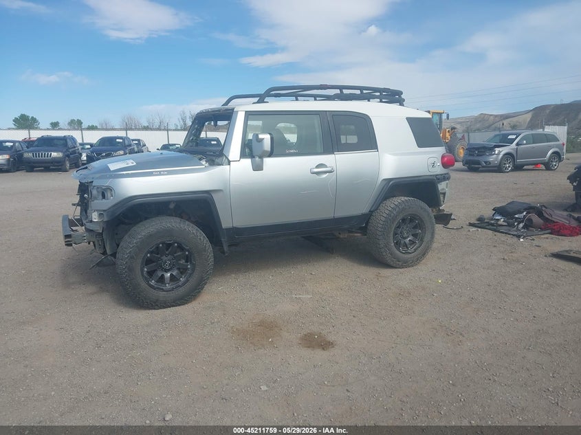 2007 Toyota Fj cruiser VIN JTEBU11F270096130 IAAI salvage auction — RIGHT FRONT, Salvage (Colorado), sold $5,300 on 2026-07-08 (photo 2)