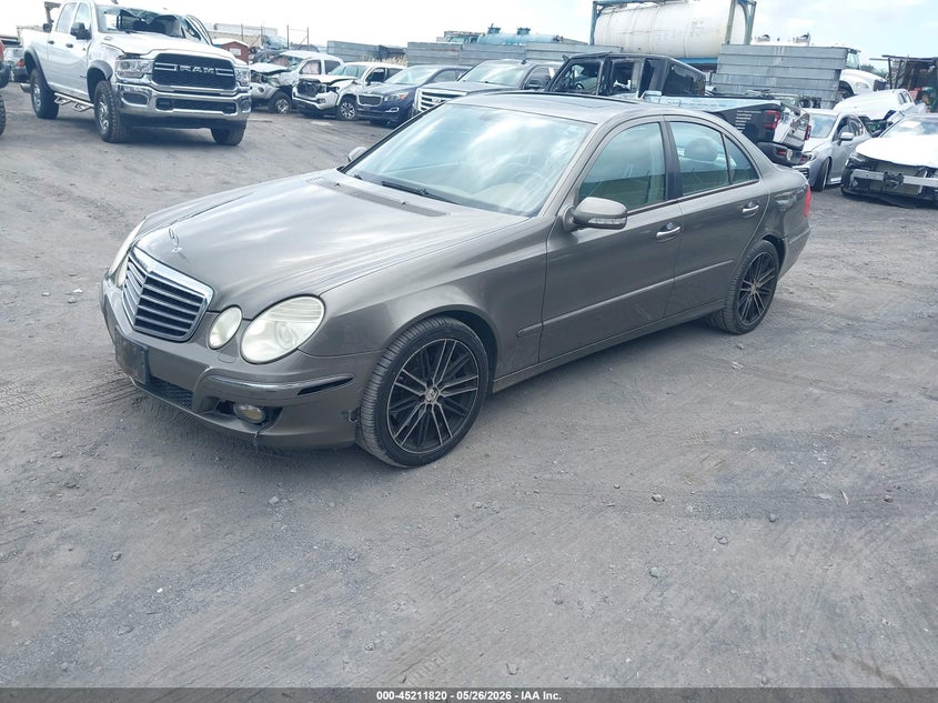 2008 Mercedes-benz E-klasse VIN WDBUF87X98B211763 IAAI salvage auction — FRONT END, Clear (Hawaii), sold $125 on 2026-07-21 (photo 2)
