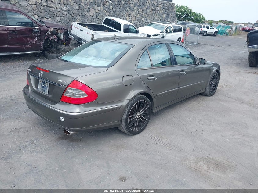 2008 Mercedes-benz E-klasse VIN WDBUF87X98B211763 IAAI salvage auction — FRONT END, Clear (Hawaii), sold $125 on 2026-07-21 (photo 4)