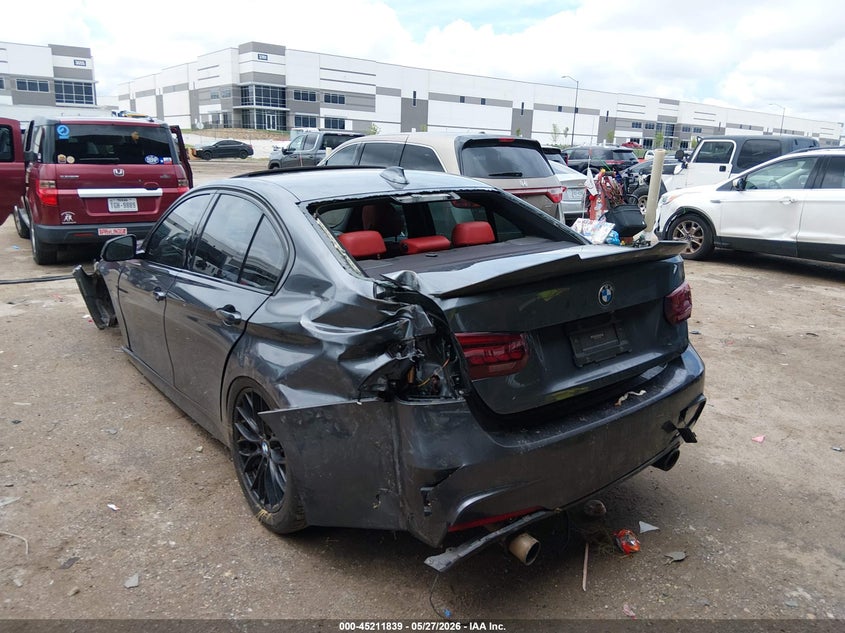 2018 BMW 3er VIN WBA8B7C54JA573005 IAAI salvage auction — FRONT & REAR, Salvage Title, sold $4,475 on 2026-09-10 (photo 3)