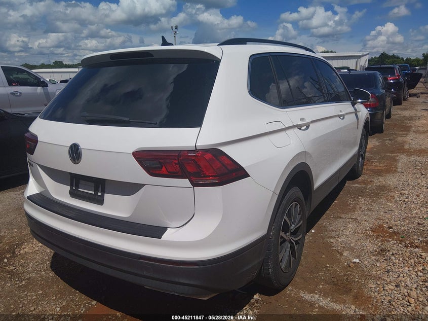 2019 Volkswagen Tiguan VIN 3VV3B7AX6KM183479 IAAI salvage auction — HAIL, Salvage Title, sold $6,600 on 2026-07-22 (photo 4)