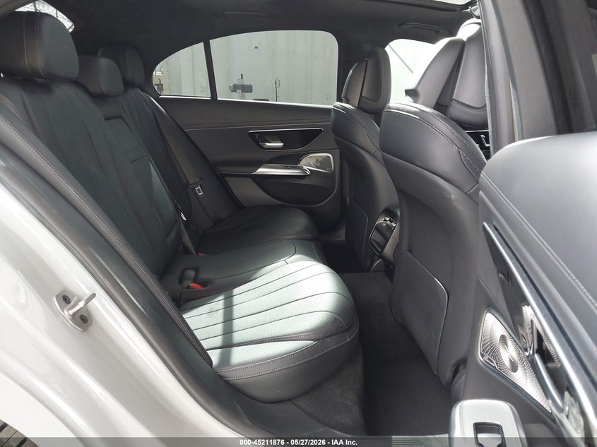 2024 Mercedes-benz E-klasse VIN W1KLF4HB0RA025163 IAAI salvage auction — FRONT END, Salvage Title, sold $42,700 on 2026-07-20 (photo 8)